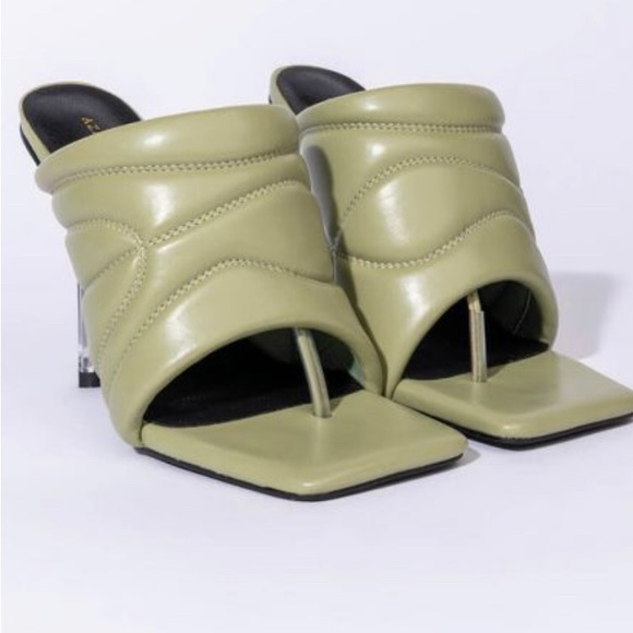 AZALEA WANG PENTHOUSE PARTY STILETTO SANDAL IN KHAKI-SIZE 8 1/2 - Picture 2 of 5